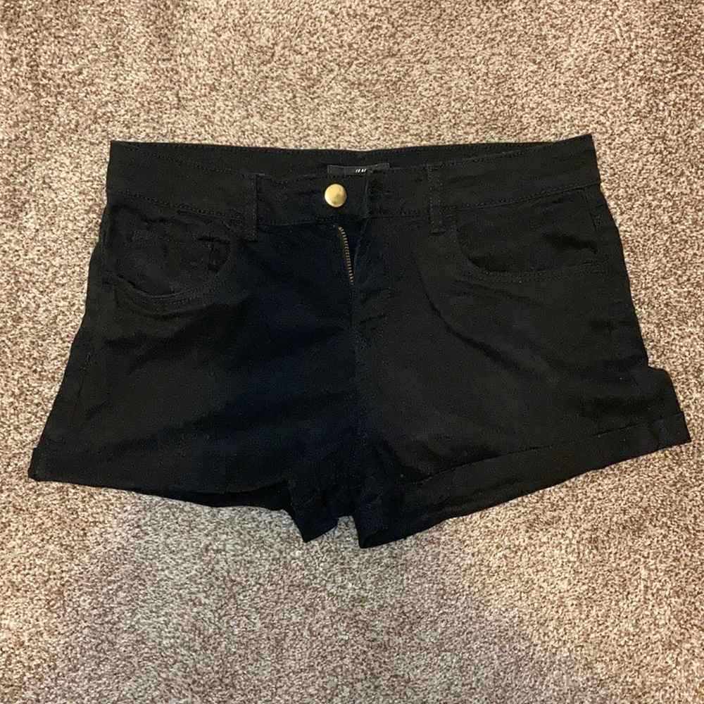 H&M | Black Denim Shorts